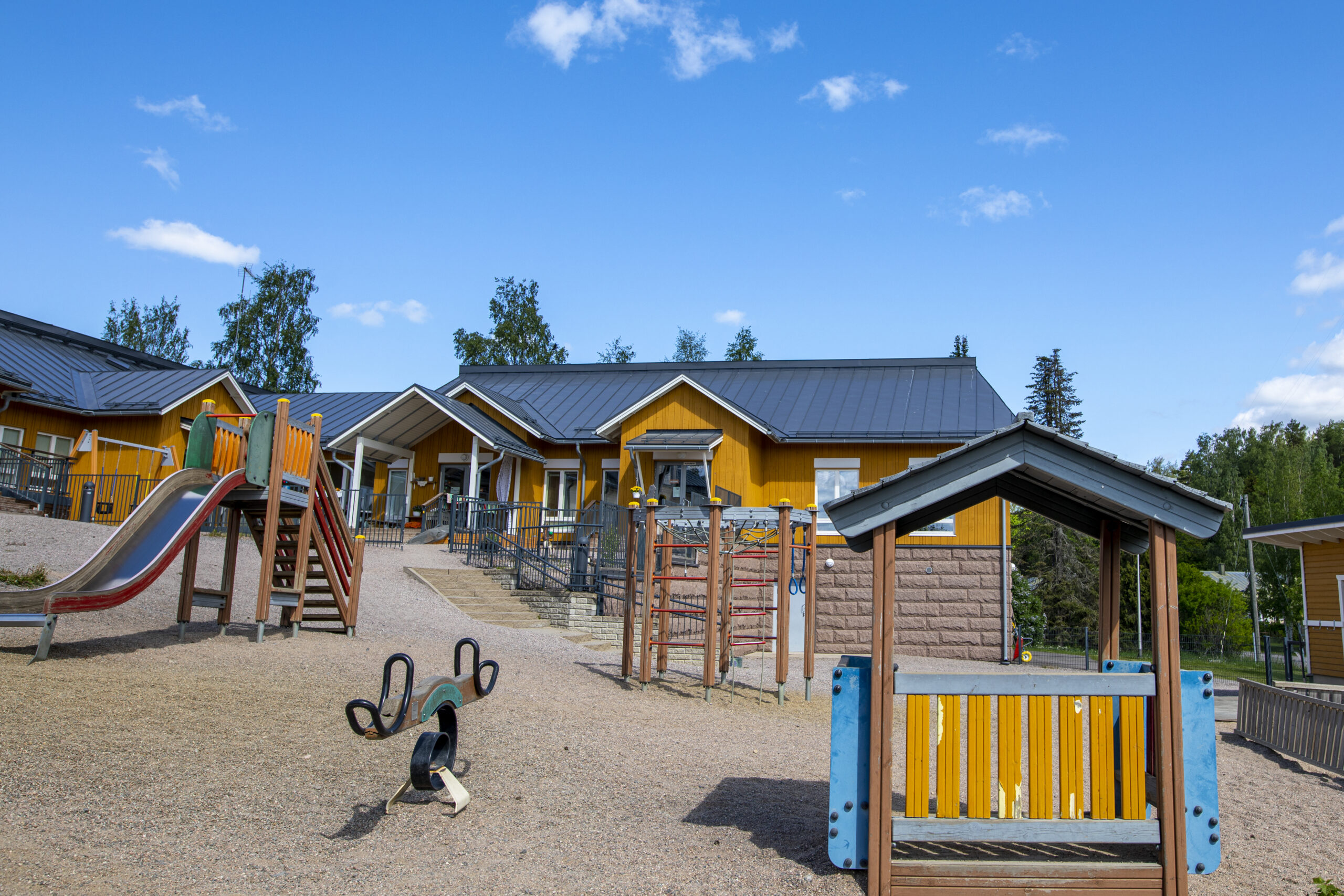 Haemme varhaiskasvatuksen opettajaa päiväkoti Helmitarhaan